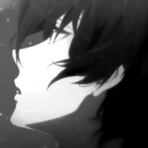 动漫头像 网易云:我分裂成两个我,一个疯狂爱你,一个替你爱我