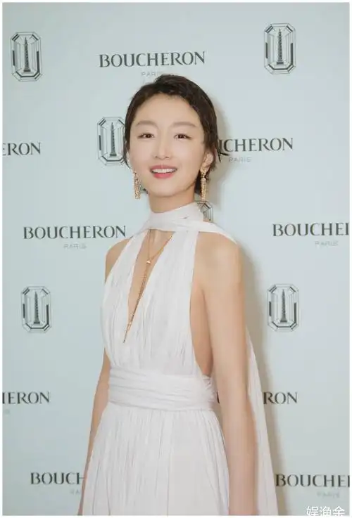 周冬雨王子文鞠婧祎沈月娱乐圈中小个子女明星代表