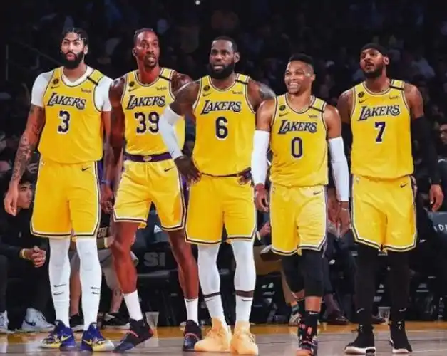 202122赛季20211120g17湖人vs凯尔特人1081308胜9负詹姆斯复出23分