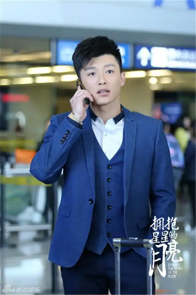 组图:《拥抱星星》代旭回归 或将上演前任逆袭