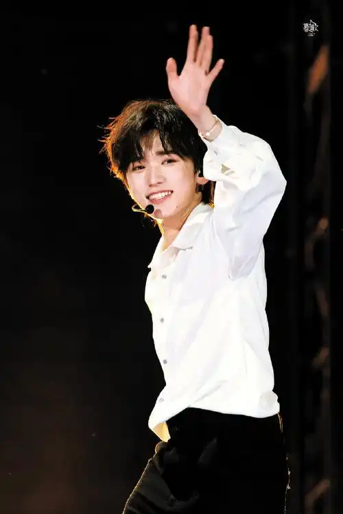 宋亚轩##王牌主唱宋亚轩