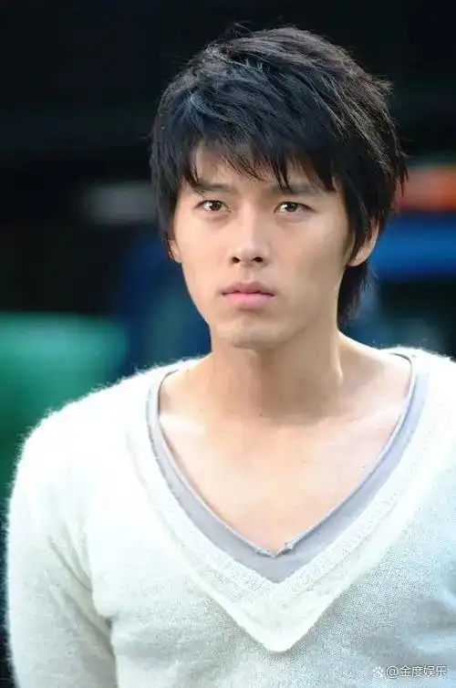 玄彬胖了?网友惊呼:还是那么帅!