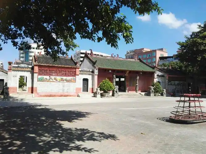 高州冼太庙 ,是高州市一个比较重要的景区.