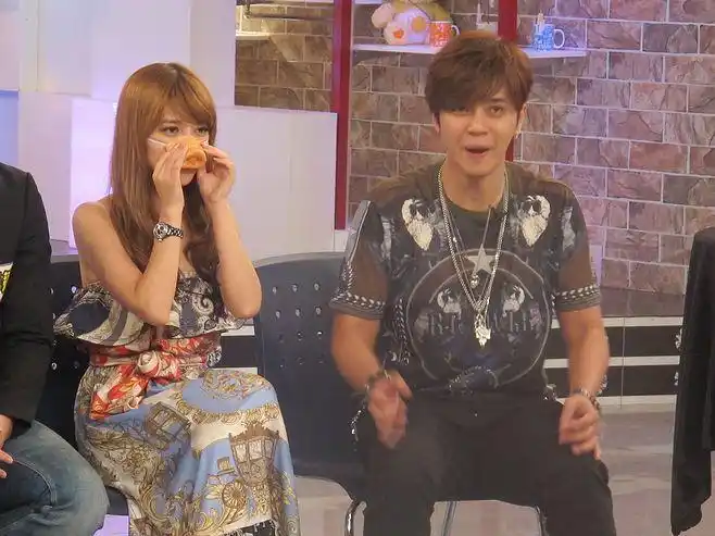 阿兰达瓦卓玛老公,(阿兰达瓦卓玛)