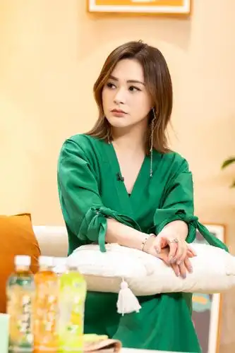 《怦然心动20岁》热播 钟欣潼勇敢直面内心声音