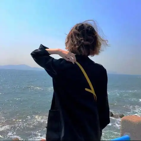 ins超美的背影女生头像