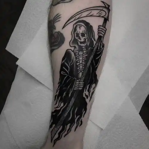 小臂黑灰oldschool死神纹身图案