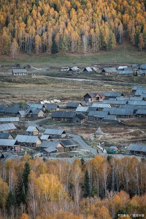它被誉为"神的自留地",集自然景观,民俗文化和历史传承于一体,是人与