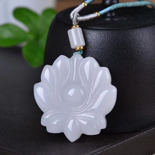 时尚雕刻玉石花开富贵莲花吊坠项链玉佩挂件精美玉石莲花挂件玉坠