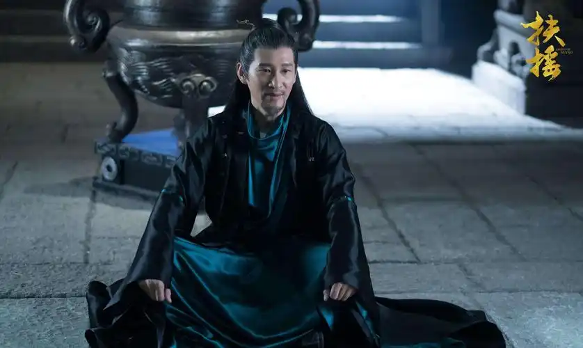 王劲松怒斥年轻演员不要脸难道不是哗众取宠吗