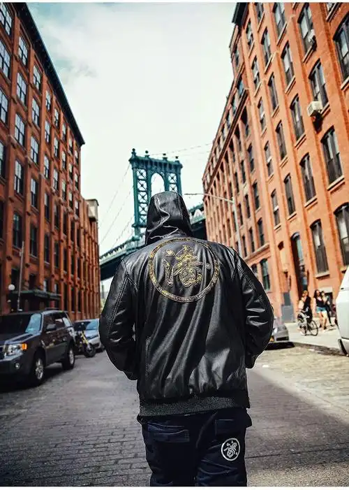 男士后背仿马毛贴布皮衣黑色