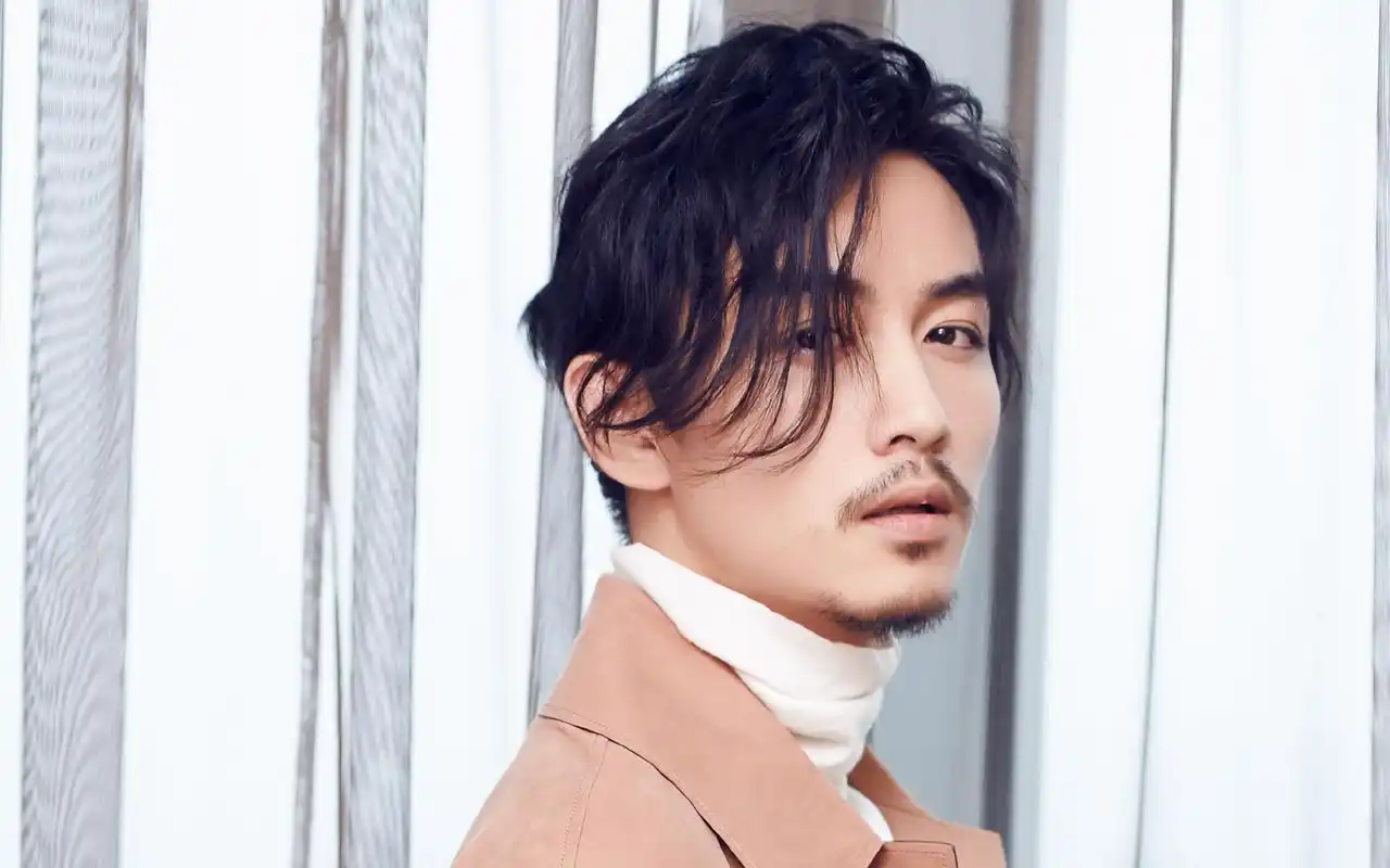 陈晓最新潮流帅气写真图片桌面壁纸