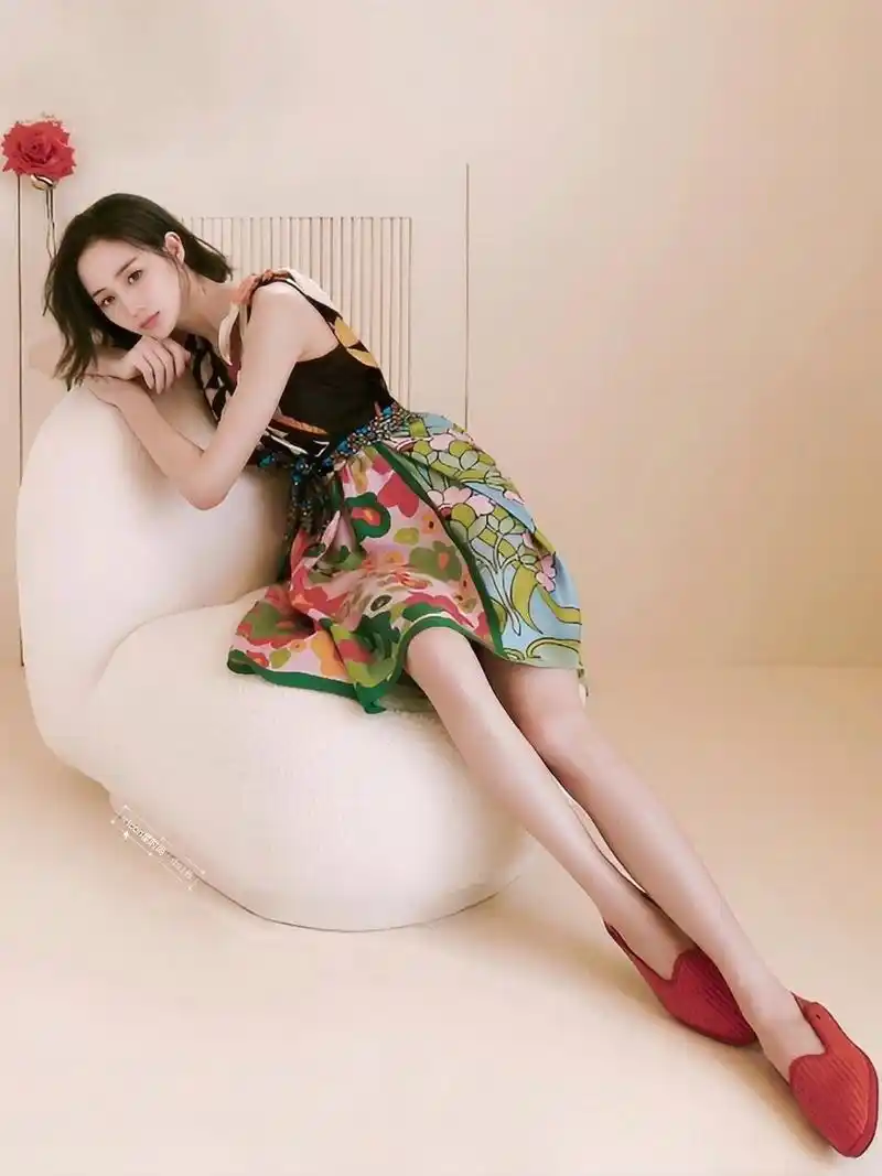 美丽的女明星张钧甯,她的名字在娱乐圈中如雷贯耳.