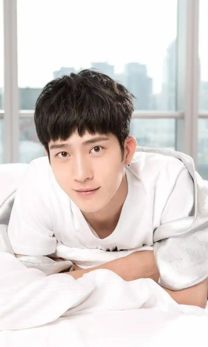 井柏然帅气可爱手机壁纸下载,明星,可爱,井柏然,帅哥,小鲜肉,手机壁纸