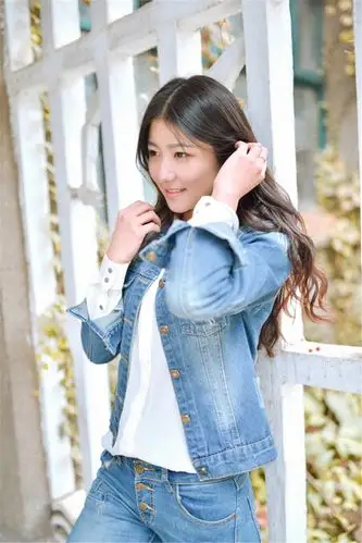 武音校花秋季写真图片大全