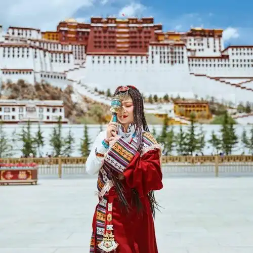 康巴藏袍女西藏旅游藏袍羊羔毛锅庄舞藏族服饰康巴丁风藏装男女长袍