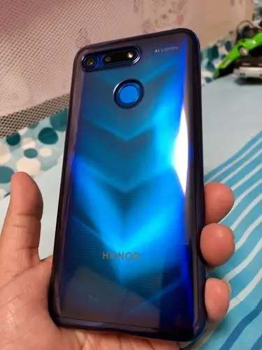 版块 69 荣耀手机 69 荣耀v20 69 昨天到手的256g幻影蓝v20感觉