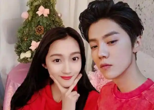 原创从全网劝分到全网催婚鹿晗关晓彤这对恋人到底经历了什么