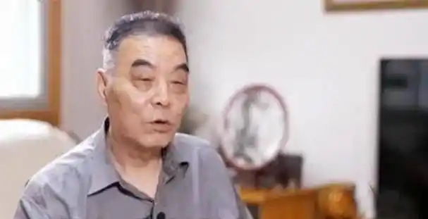 焦裕禄唯一当兵的儿子,初中毕业报名参军,一干就是二十年