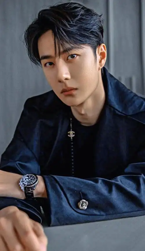 王一博官宣微博电影之夜,热烈开启,街舞炸场子