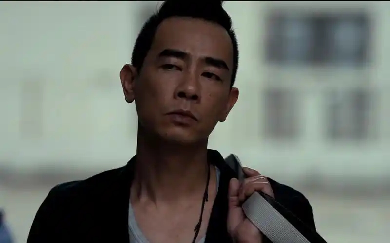 【陈小春】大哥的女人不能惹,否则山鸡是不会善罢甘休的.