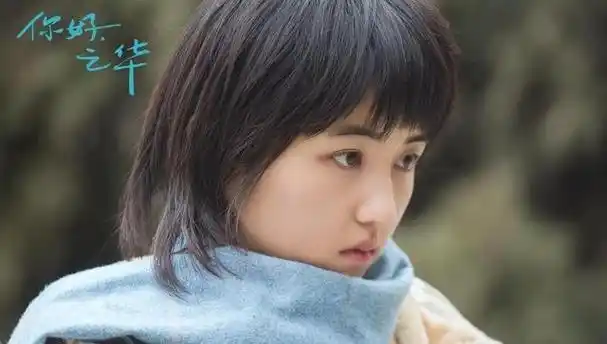 张子枫最初与黄磊合作出演了《小别离》,因此成为演艺圈中备受关注的