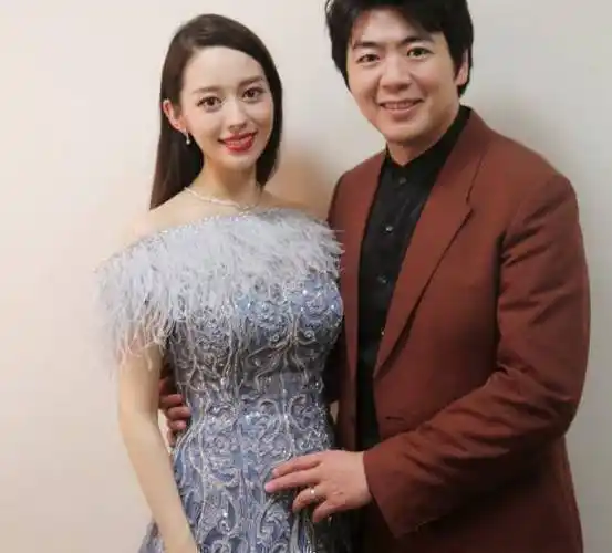 郎朗老婆下厨做饭,看清吉娜的"孕妇餐"吃了啥,难怪长胎不长肉_照片_小