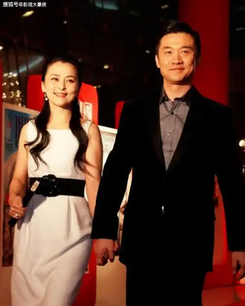 女星前任与现任对比,刘蓓三婚两次嫁的同一人,张歆艺两任差距大