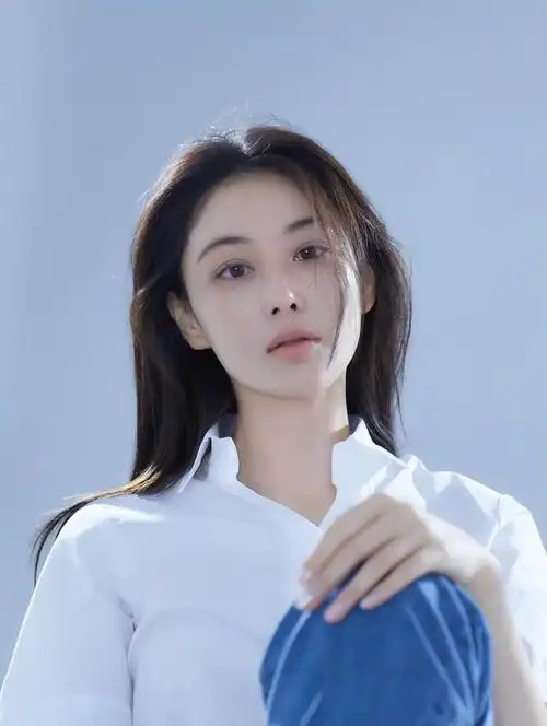 粉丝突破2470万越低调越出乎意料37岁张馨予现状太真实