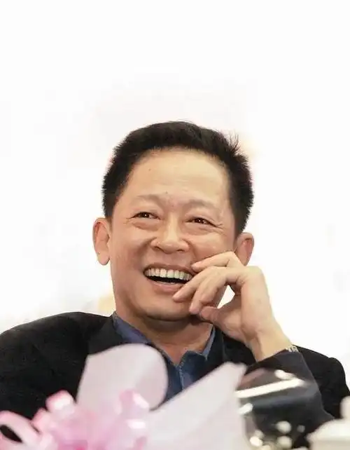 演员王志文娶富商女陈坚红婚后颇爱做菜如今他们过得好吗