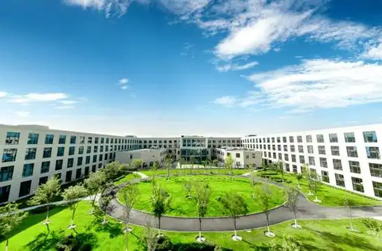 跑出绿色低碳新时尚乐乎芷岸为环保做捡法