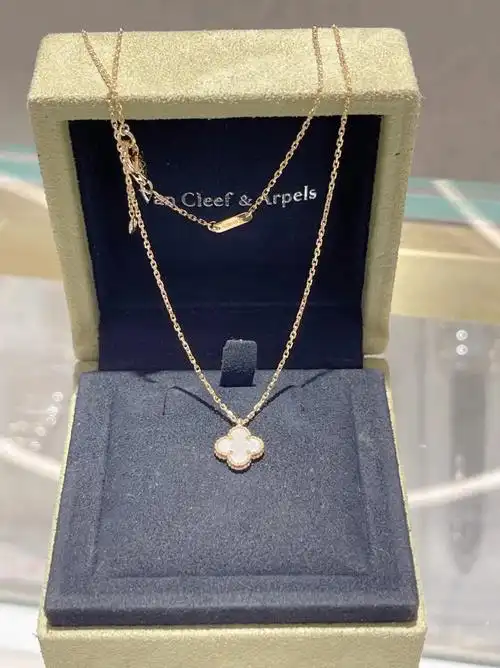 梵克雅宝小号白贝项链带盒夏日最佳百搭