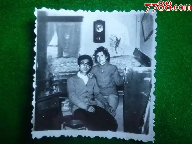 七十年代的新婚夫妻-老照片-7788老照片