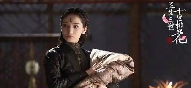 代斯加入杨幂新剧《暴风眼》!异域风情的颜值和气质,不输热巴!