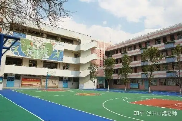 公办小学学校地址:中山市石岐区七仙街二号学校简介:石岐实验小学石岐