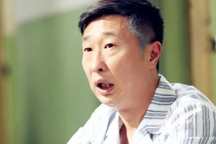 当时林永健原创的小品还登上了央视的《人与人》节目.