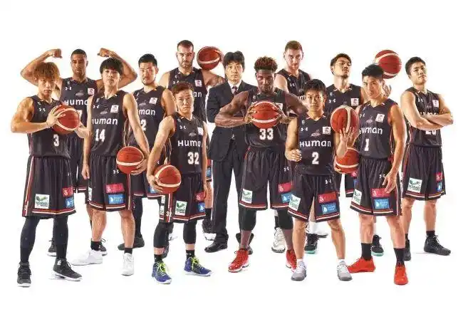 惨啊,全队11名球员确诊新冠!篮坛最惨球队诞生了.