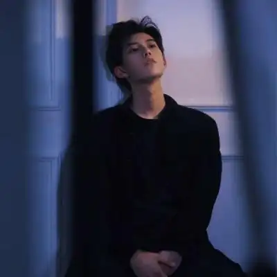 头像男伤感孤独真人,男生头像图片