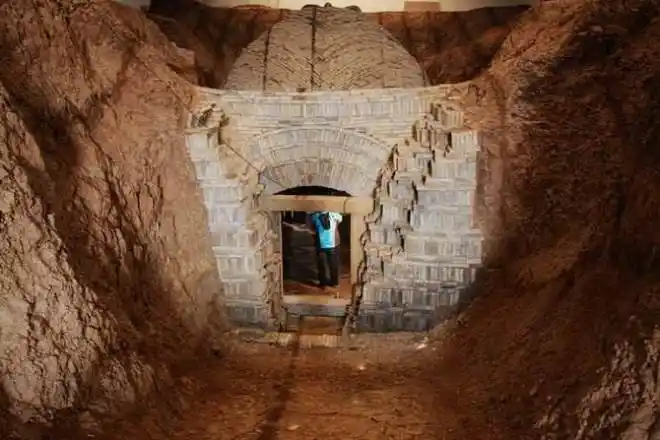 2005年南京发现一东吴大墓专家猜测是孙休墓但至今不能确定