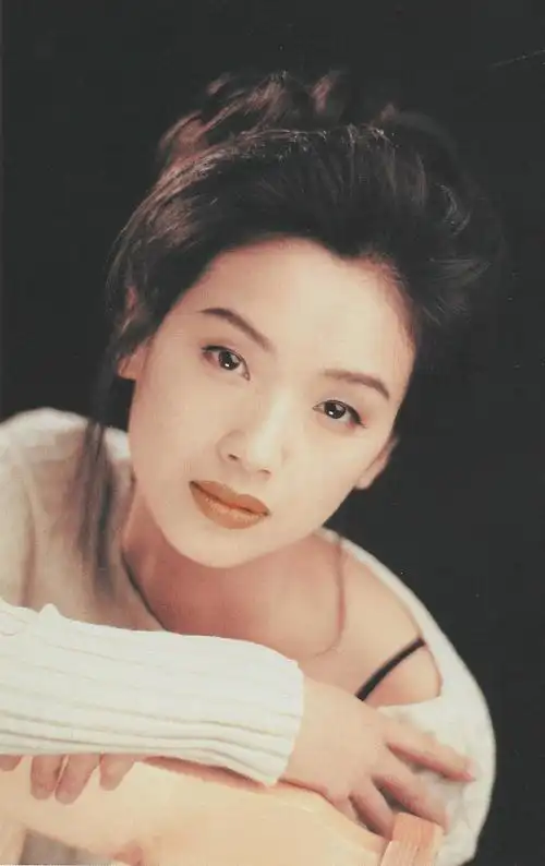 第二趴|全网独家超高清100张完结|我收集90s纸质旧杂志|吴倩莲专场