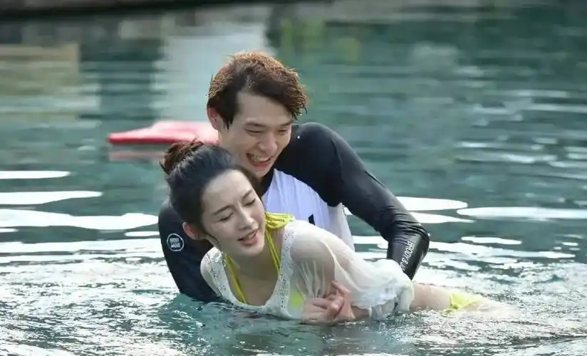 这个节目里出现的林心如任重,张檬范世琦,周冬雨余文乐,不都是假的吗.