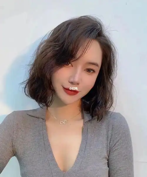 短发一刀切还可以这样烫