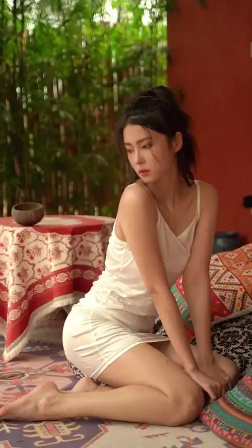 刘晓宇娇妻钟鹿纯这颜值如何啊? 视频在线免费观看 - 24直播网