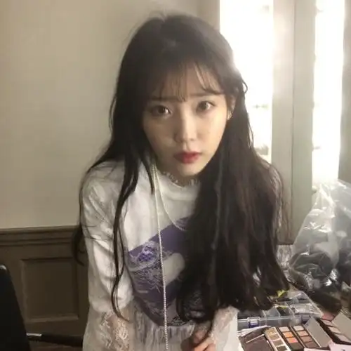 99#iu李知恩美图#2018年时光机91三年前的 180126 iu ins二更配文