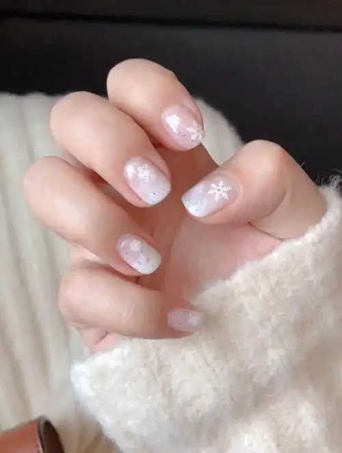 指甲也要过圣诞,这些美甲甜美可爱创意满满,看着就喜欢