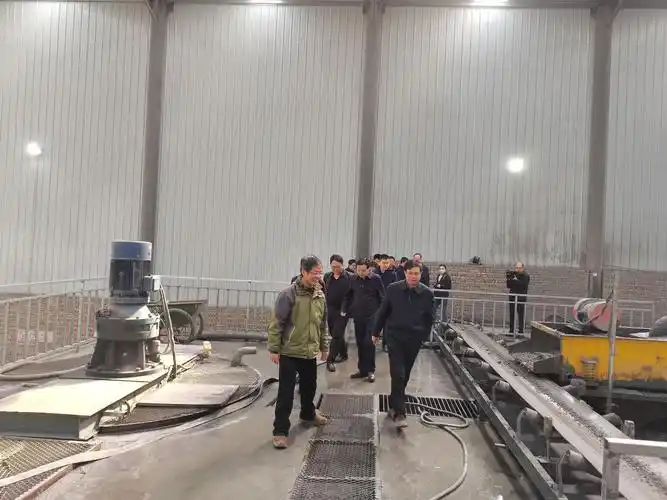 晋控煤业副总经理王德璋一行莅临赵庄二号井项目工地视察