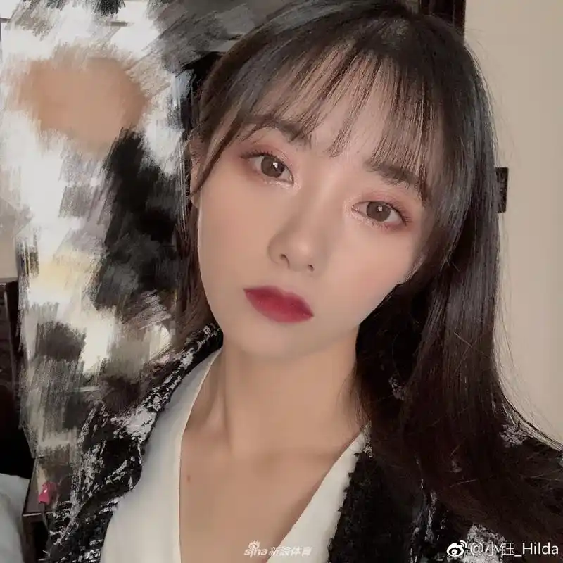 lol全明星赛小钰上演解说首秀