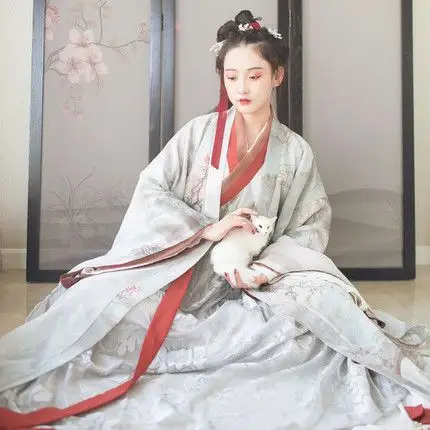 七七坊◆汉服古装 新娘婚鞋 千层底 女士绣花翘头履 玫瑰新娘_7折