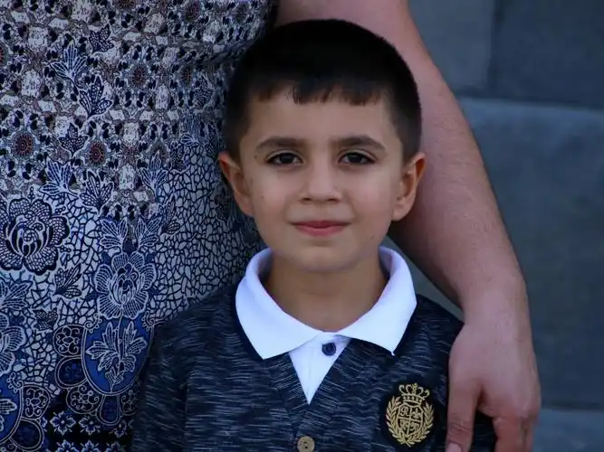 写美篇金秋的亚美尼亚很美,重重的苦难并没有磨灭亚美尼亚人热情嚎屯