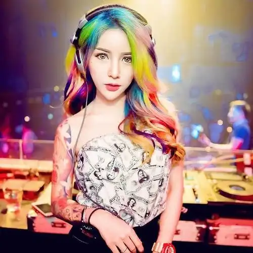 彩发头像dj女生头像图片